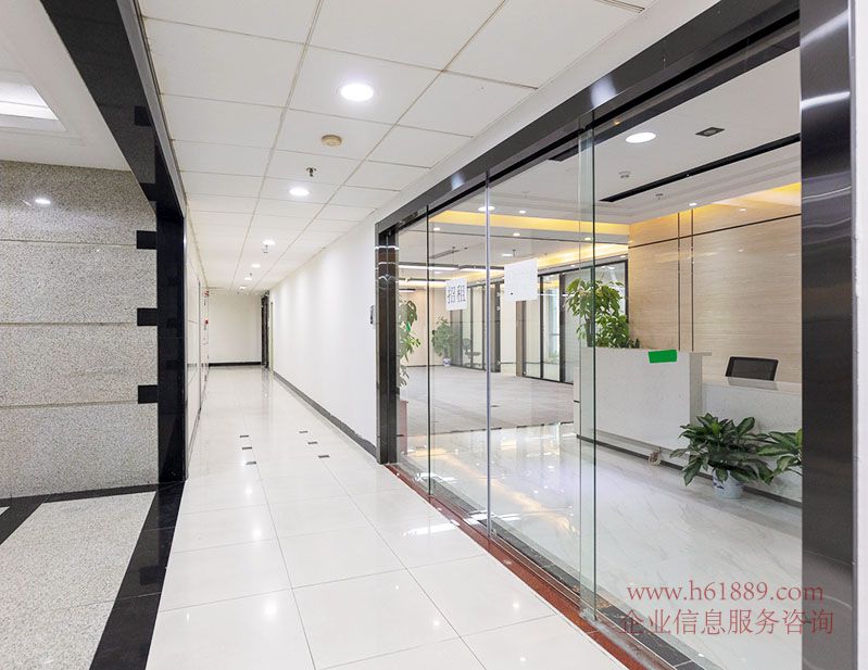 新華保險(xiǎn)大廈 公共區(qū)域圖片 廣深港高鐵【福田-香港西九龍】的換乘站 福田站 購物公園地鐵站