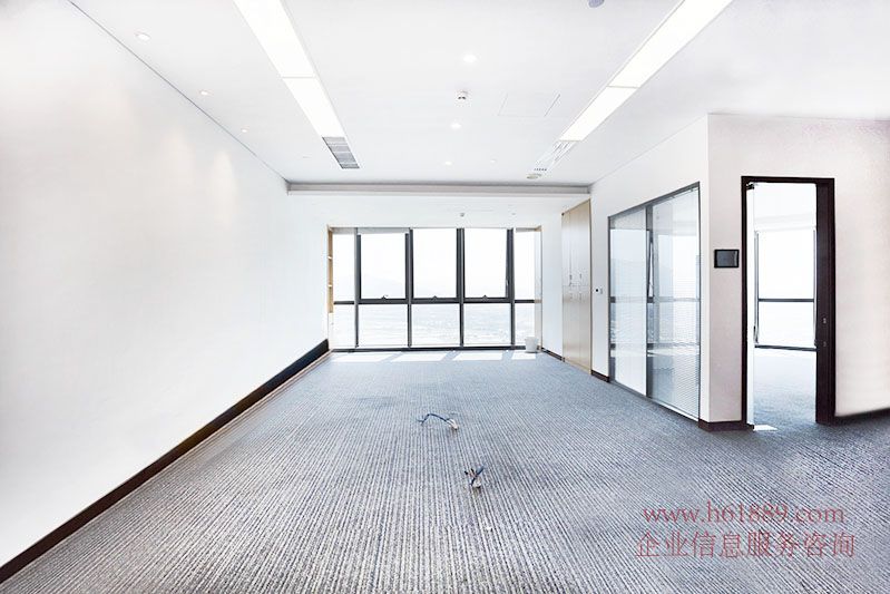 CFC長富中心(長富金茂大廈)保稅區(qū) 看海景 看香港景觀 甲級(jí)寫字樓 優(yōu)惠出租 裝修圖片