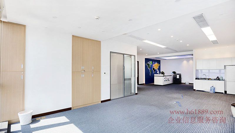 CFC長富中心(長富金茂大廈)保稅區(qū) 看海景 看香港景觀 甲級(jí)寫字樓 優(yōu)惠出租 裝修圖片