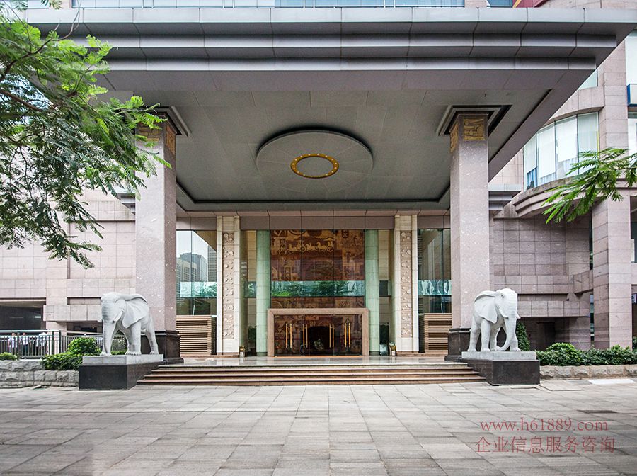 財(cái)富大廈【時(shí)代財(cái)富大廈】一樓大門口圖片 會(huì)展中心地鐵站 地鐵1號(hào)線【羅寶線】地鐵4號(hào)線【龍華線】