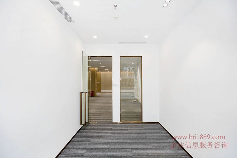 興業(yè)銀行大廈【福建興業(yè)銀行大廈】地鐵2號線3號線8號線11號線 廣深港高鐵站 福田站1出入口 出租 裝修圖片