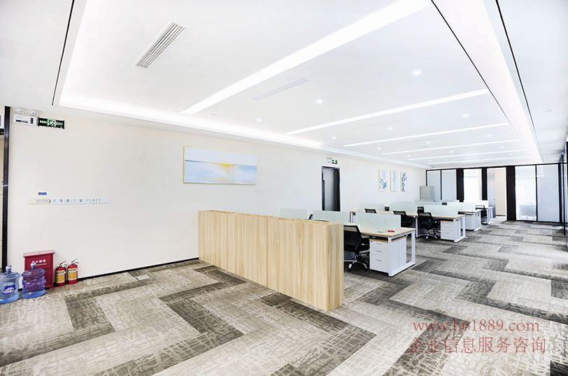 皇庭中心(皇庭中心大廈)還價即租 會展中心地鐵站A1出口 全辦公家私 拎包辦公 皇庭中心 裝修圖片