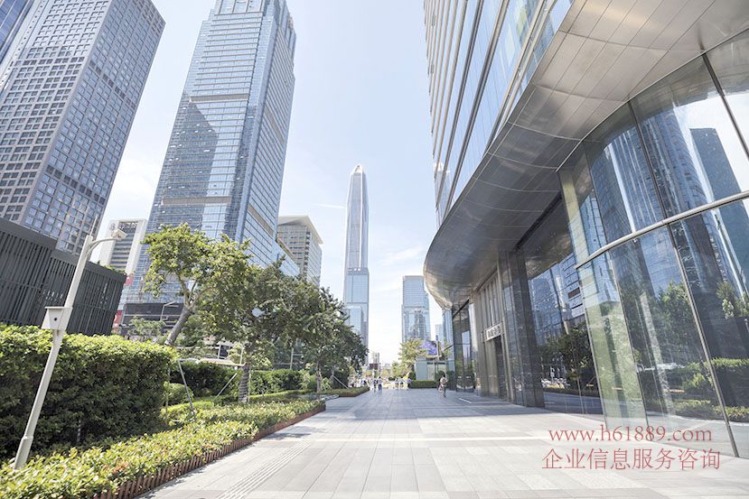 皇庭中心【皇庭中心大廈】5A超級甲級寫字樓 地鐵1/4號線會展中心地鐵站 一樓大門口圖片