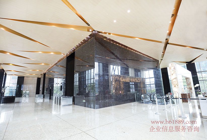 卓越世紀中心1號樓 會展中心地鐵站 5A甲級寫字樓 二樓大堂