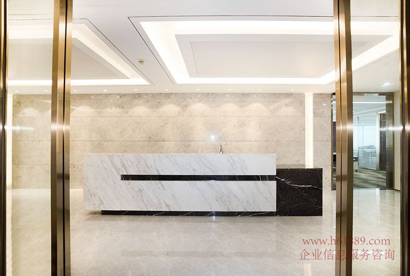 財(cái)富大廈(時(shí)代財(cái)富大廈)24小時(shí)空調(diào) 電梯口 全辦公家私 海景 三面采光 財(cái)富大廈(時(shí)代財(cái)富大廈)裝修圖片