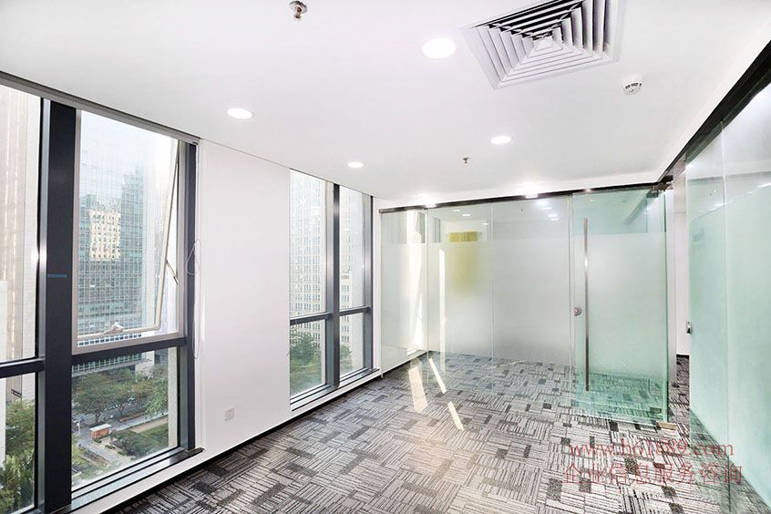 新華保險(xiǎn)大廈 業(yè)主出租 福田中心區(qū) 福田高鐵站+福田站旁 圖片實(shí)拍 新華保險(xiǎn)大廈 出租 裝修圖片